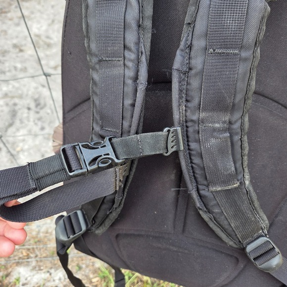 Oakley Icon 2.0 Laptop Backpack Woodland Camo Skull Elite Software Y2k Grunge - Picture 15 of 16